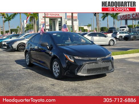 Used 2022 Toyota Corolla LE FWD image 1