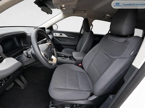 Used 2026 Ford Explorer Active RWD image 7