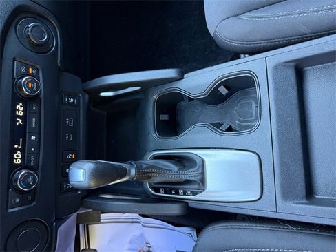 Used 2022 Nissan Frontier SV image 20