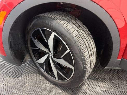 Used 2023 Volkswagen ID.4 Pro S image 36