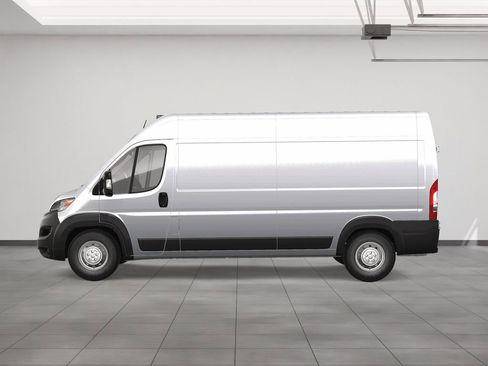 New 2025 RAM ProMaster 3500 w/ Premium Convenience Group image 3