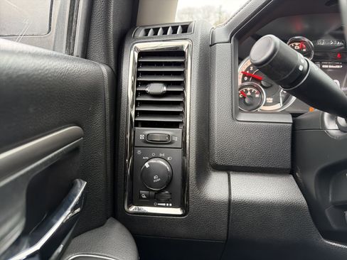 Used 2018 RAM 1500 Sport image 24