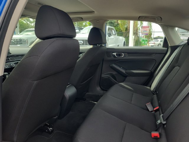 Used 2023 Honda Civic EX image 10