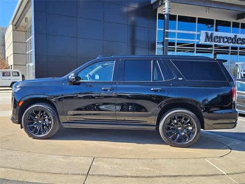 Used 2024 Cadillac Escalade Sport w/ LPO, ONYX Package image 5