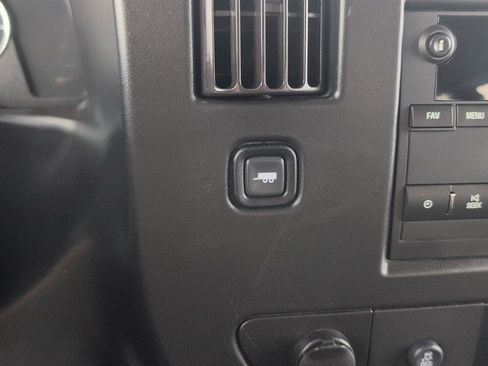 Used 2023 Chevrolet Express 3500 LT w/ LT Preferred Equipment Group image 27