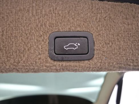 Used 2012 Volvo XC60 T6 AWD/4WD image 22