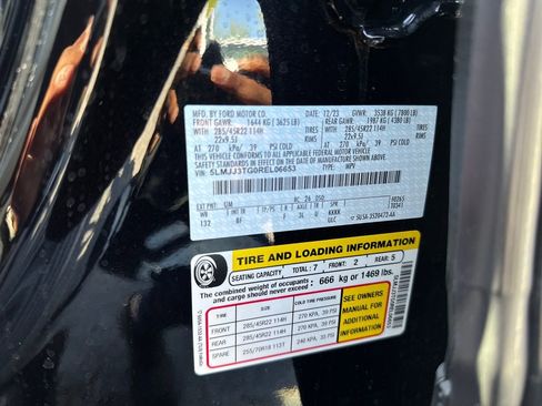 Used 2024 Lincoln Navigator L Black Label image 11