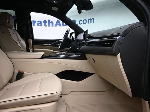 Certified 2024 Cadillac Escalade Premium Luxury w/ Performance Package AWD/4WD image 9