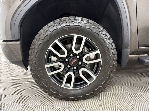 Used 2019 GMC Sierra 1500 AT4 w/ AT4 Premium Package image 12