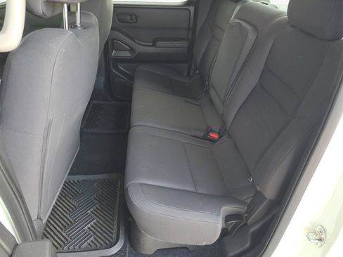 Used 2022 Nissan Frontier S w/ Technology Package AWD/4WD image 14