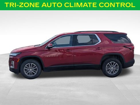 Used 2023 Chevrolet Traverse LT AWD/4WD image 12