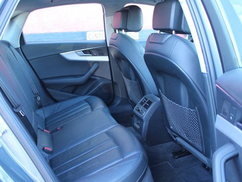 Used 2017 Audi A4 2.0T Premium Plus w/ Premium Plus Package FWD image 14