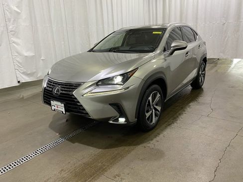 Used 2018 Lexus NX 300h AWD w/ Premium Package image 8
