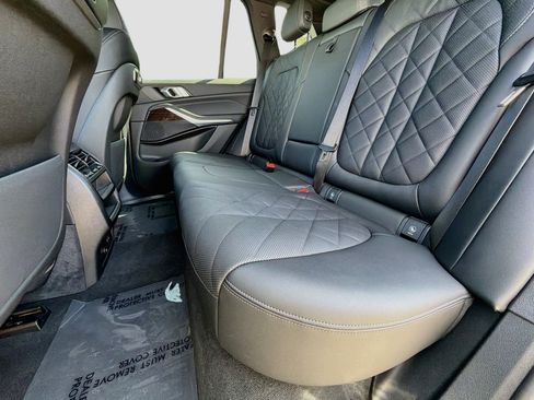 Used 2026 BMW X5 xDrive40i w/ Parking Assistance Package AWD/4WD image 21