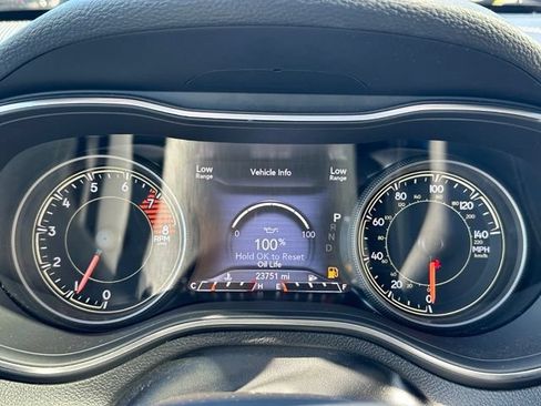 Used 2022 Jeep Cherokee Latitude Lux AWD/4WD image 40