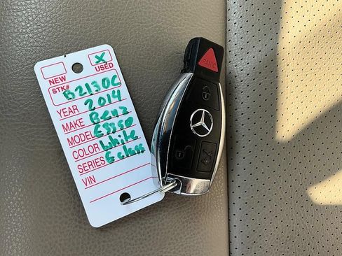 Used 2014 Mercedes-Benz E 350 4MATIC Sedan image 39