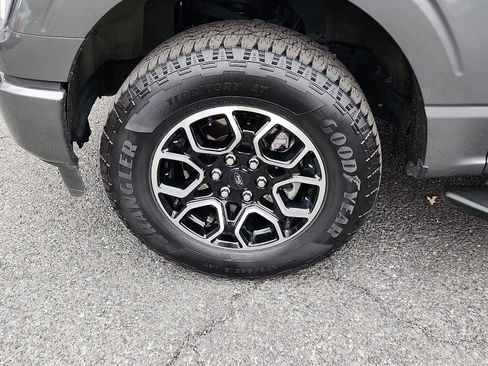 Used 2023 Ford F150 XLT w/ Equipment Group 302A High image 8