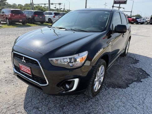 Used 2015 Mitsubishi Outlander Sport SE AWD/4WD image 7