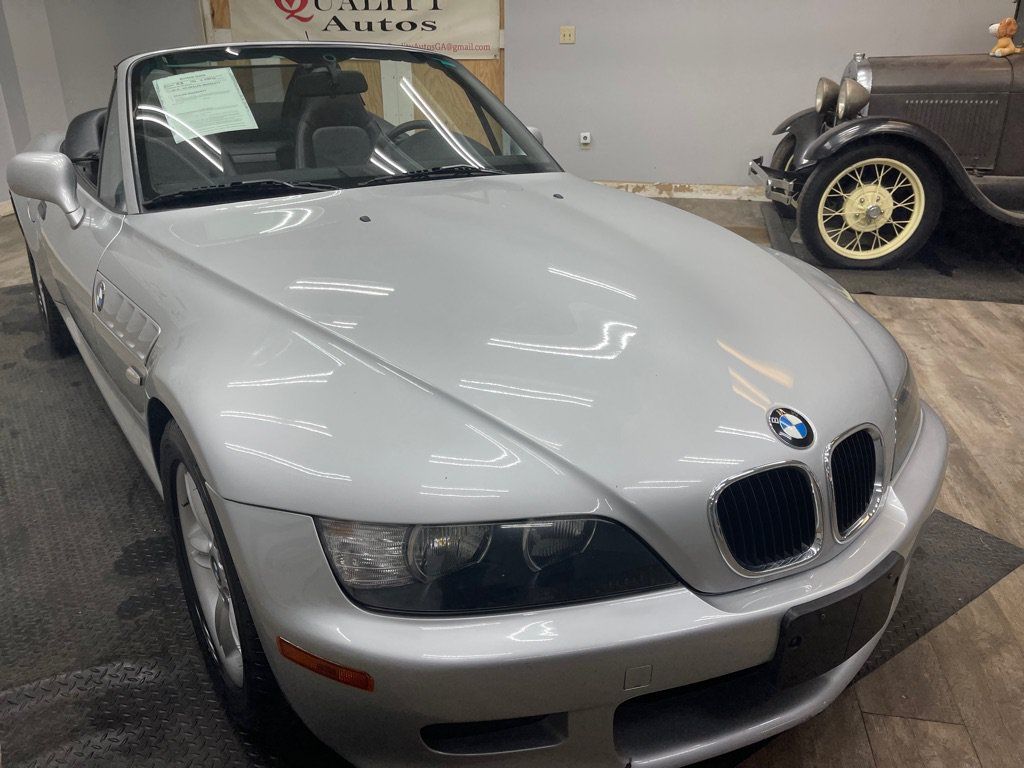 Used 2000 BMW Z3 2.5i RWD image 6