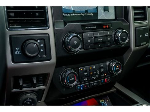 Used 2021 Ford F250 Lariat AWD/4WD image 25