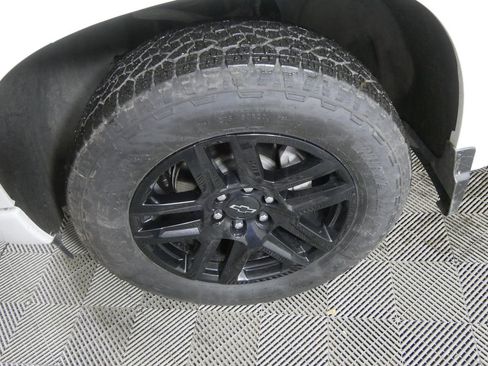 Used 2025 Chevrolet Silverado 1500 RST w/ Convenience Package II image 8