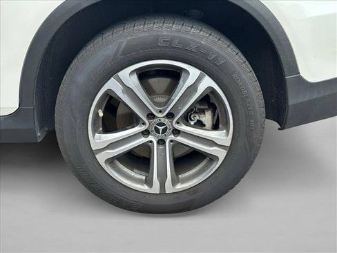 Certified 2019 Mercedes-Benz GLC 300 image 30