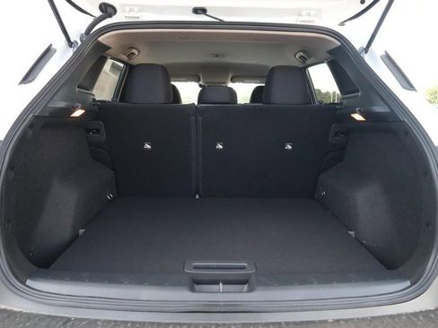 New 2026 Nissan Kicks SV image 7