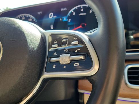 Certified 2022 Mercedes-Benz GLE 450 4MATIC image 34