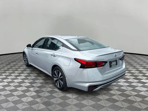 Used 2019 Nissan Altima 2.5 SV FWD image 7
