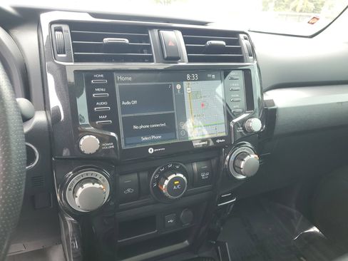 Used 2021 Toyota 4Runner TRD Off-Road Premium image 26