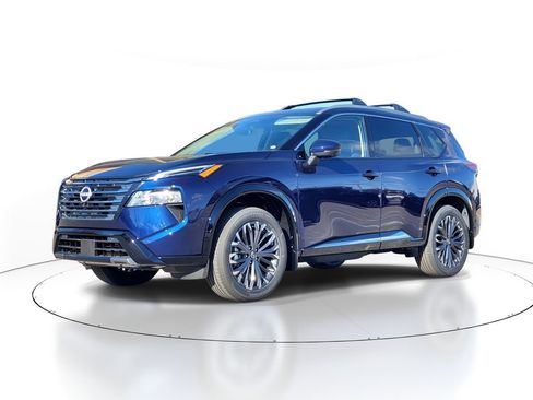 New 2026 Nissan Rogue Platinum image 2