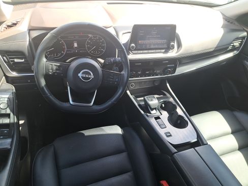 Certified 2023 Nissan Rogue SV w/ SV Premium Package image 16