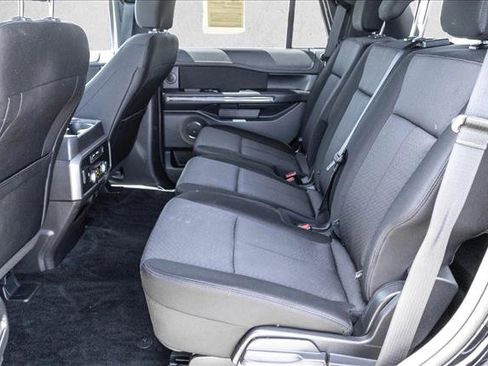 Used 2018 Ford Expedition XLT AWD/4WD image 22
