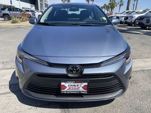 Used 2025 Toyota Corolla LE FWD image 30