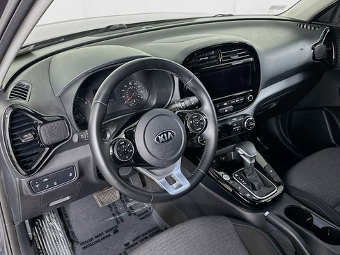Used 2021 Kia Soul EX FWD image 9