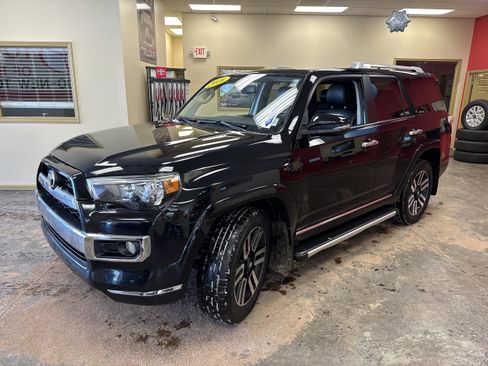 Used 2016 Toyota 4Runner Limited image 3