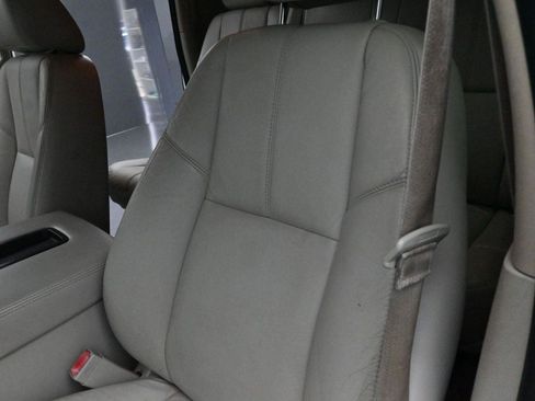 Used 2013 GMC Yukon XL SLT image 16