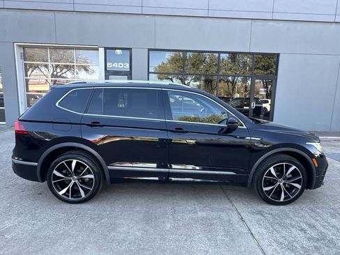 Used 2023 Volkswagen Tiguan SEL R-Line image 25