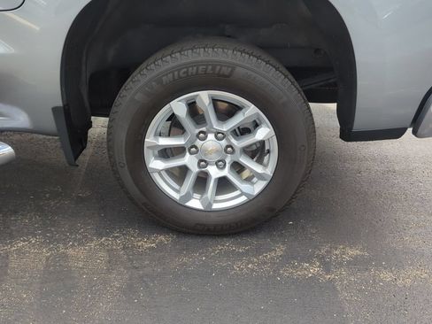 Certified 2024 Chevrolet Silverado 1500 LT AWD/4WD image 13