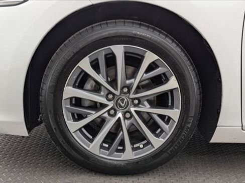 Used 2023 Lexus ES 350 w/ Accessory Package (Z2) FWD image 29