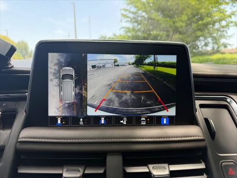 Used 2021 GMC Yukon SLT w/ SLT Premium Package AWD/4WD image 29