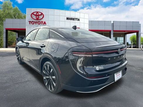 Used 2025 Toyota Crown Platinum image 28