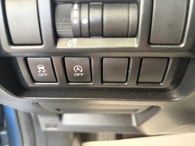 Used 2021 Subaru Crosstrek 2.0i Premium AWD/4WD image 28