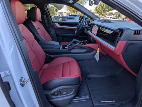 New 2026 Porsche Cayenne E-Hybrid image 25