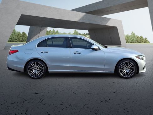 Used 2022 Mercedes-Benz C 300 4MATIC Sedan image 7