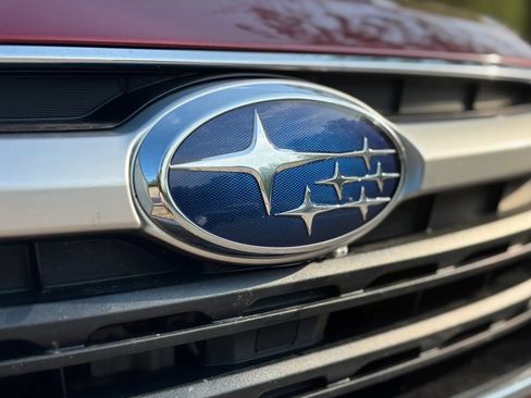 Used 2020 Subaru Outback Limited AWD/4WD image 11