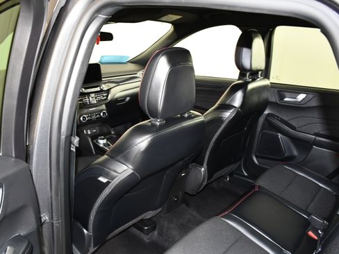 Used 2025 Ford Escape ST-Line AWD/4WD image 45