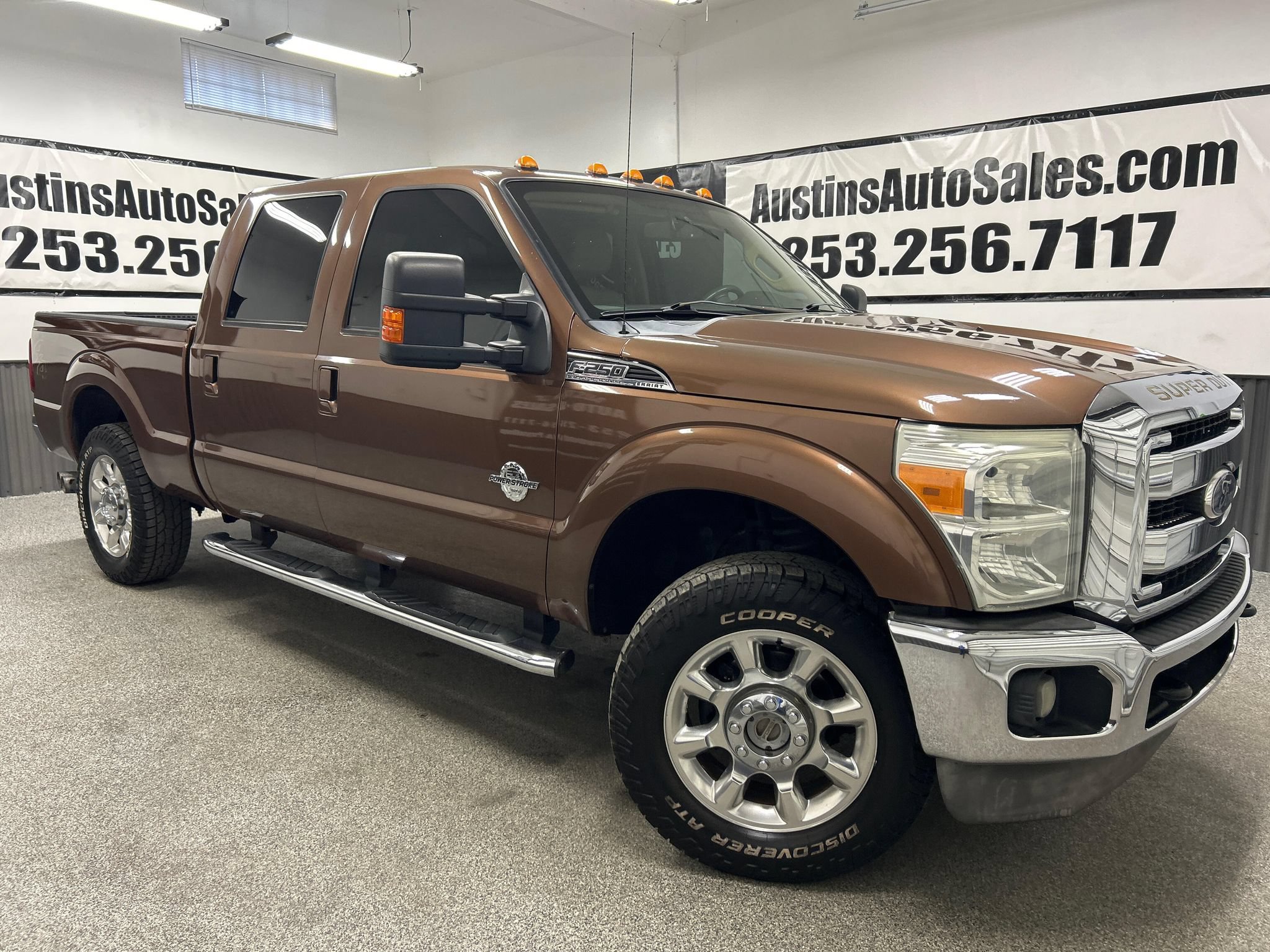 Used 2011 Ford F250 Lariat w/ Lariat Ultimate Pkg AWD/4WD image 1