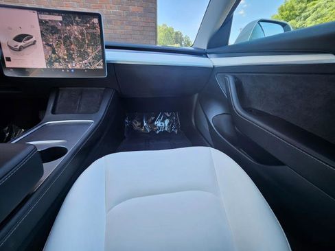 Used 2023 Tesla Model 3 Standard Range image 49