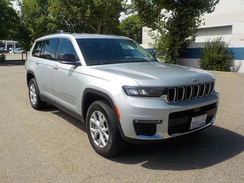 Used 2021 Jeep Grand Cherokee L Limited image 2